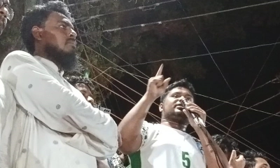 পথসভায় বক্তব্য দেন হাসনাত আব্দুল্লাহ।       ছবি- সংগৃহীত