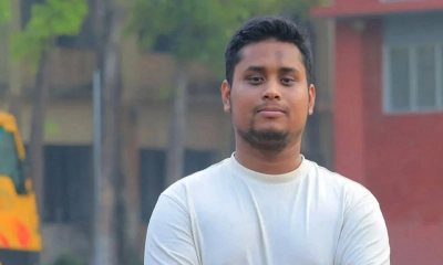 হাসনাত আবদুল্লাহর ৩ শব্দের ফেসবুক পোস্ট, মুহূর্তেই ভাইরাল