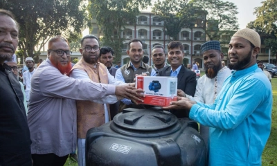 লালমনিরহাটের হাতীবান্ধায় মসজিদ-মাদ্রাসায় সুপেয় পানির ব্যবস্থা। ছবি- রূপালী বাংলাদেশ