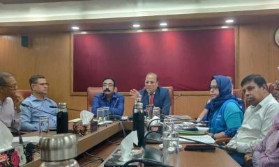 বক্তব্য দেন জাতীয় গণমাধ্যম ইনস্টিটিউটের মহাপরিচালক মুহম্মদ হিরুজ্জামান। ছবি- রূপালী বাংলাদেশ