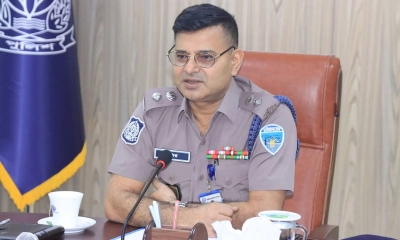 নোয়াখালীতে ঊর্ধ্বতন কর্মকর্তা ও ওসিদের সঙ্গে নবাগত পুলিশ সুপারের মতবিনিময়
