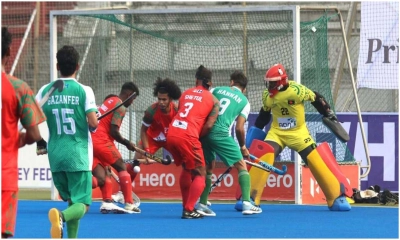 বাংলাদেশকে হারিয়ে বিশ্বকাপ বাছাইয়ে পাকিস্তান