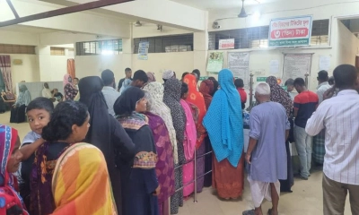 সর্দি জ্বরের রোগীর চাপ সামলাতে হিমশিমে ফুলবাড়ী স্বাস্থ্য কমপ্লেক্স