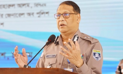 পদত্যাগপত্র জমা দিয়েছেন আইজিপি