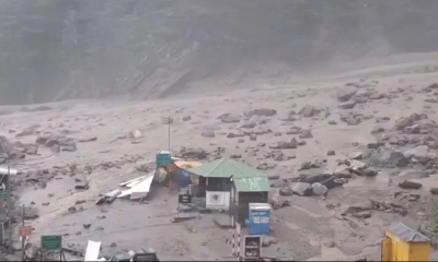 ভারতে আকস্মিক বন্যায় ৪ জন নিহত, ৯ সেনাসহ নিখোঁজ শতাধিক