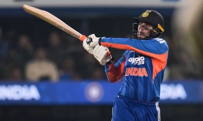 ২০ ওভারের ম্যাচ ১০ ওভারে জিতল ভারত