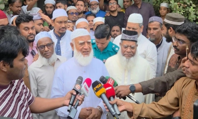 ‘১২ তারিখের পর চড়ব’: সরকারি গাড়িতে উঠলেন না জামায়াত আমির