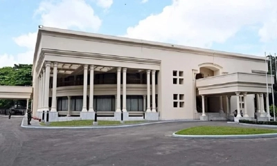 সাবেক উপদেষ্টাদের সরকারি বাসা ছাড়ার আলটিমেটাম