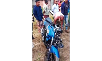 স্বামীর বাইকে চড়ে শ্বশুরবাড়ি ফেরা হলো না নার্গিসের