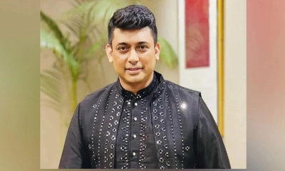 ওমরাহ পালন করতে গেলেন জায়েদ খান