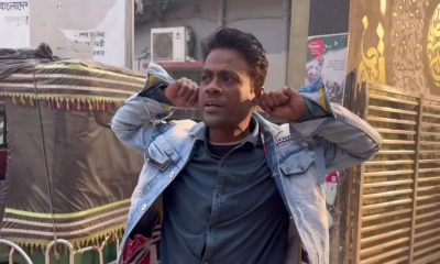 ঝিনাইদহ-৪: রাশেদ খানকে বিএনপির মনোনয়ন দেওয়ায় সমর্থকের দুহাতে কান ধরে দলত্যাগ