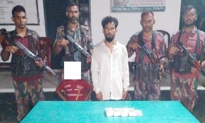 মহেশপুর সীমান্তে ৫ লাখ জাল রুপিসহ আটক ১