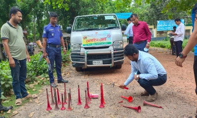 ঝিনাইদহে ভ্রাম্যমাণ আদালতের অভিযান, হাইড্রোলিক হর্ন জব্দ