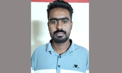 জুলাই যোদ্ধা আব্দুর রাজ্জাক।    ছবি- রূপালী বাংলাদেশ