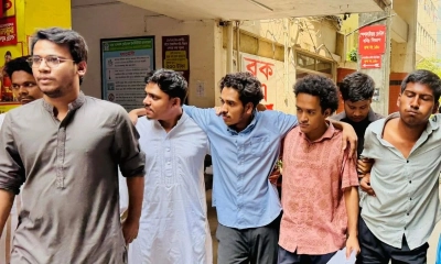 সাংবাদিকদের ওপর হামলা, ছাত্রদলের দুই নেতার পদ স্থগিত