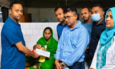 হামে আক্রান্ত ৬ মাসের শিশুর পাশে দাঁড়ালেন ডা. জোবাইদা রহমান 