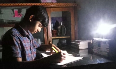 এসএসসি পরীক্ষার সময়ে লোডশেডিং, বিপাকে শিক্ষার্থীরা