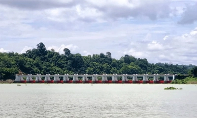 কাপ্তাই হ্রদের পানি বিপৎসীমা ছুঁই ছুঁই