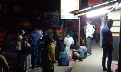 সেনা নিরাপত্তায় খাগড়াছড়ি পৌঁছেছেন আটকে পড়া পর্যটক।           ছবি- সংগৃহীত