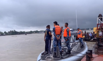 খুলনায় ট্রলার-ফেরি মুখোমুখি সংঘর্ষ, নিখোঁজ ১