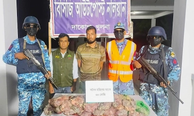 সুন্দরবনে ৩০ কেজি হরিণের মাংসসহ ব্যবসায়ী আটক