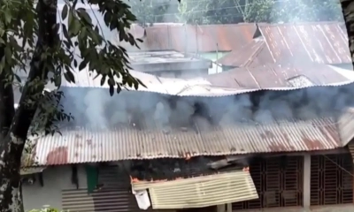 স্ত্রীকে পিটিয়ে হত্যা, স্বামীর বাড়িতে আগুন দিল বিক্ষুব্ধ এলাকাবাসী