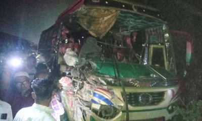 কিশোরগঞ্জে দুই বাসের মুখোমুখি সংঘর্ষ, আহত ২০