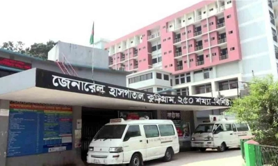 কুড়িগ্রাম সদর হাসপাতাল: আয়া-ওয়ার্ডবয় দিচ্ছেন দাপ্তরিক সেবা, ব্যাহত স্বাস্থ্যসেবা