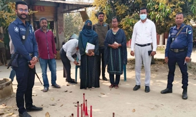 কুষ্টিয়ায় বায়ুদূষণ নিয়ন্ত্রণে ভ্রাম্যমাণ আদালতের জরিমানা