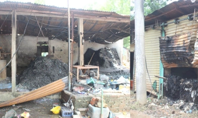 লাকসামে ভয়াবহ অগ্নীকান্ডে প্লাস্টিক কারখানায় ব্যাপক ক্ষয়ক্ষতি।  ছবি- রূপালী বাংলাদেশ