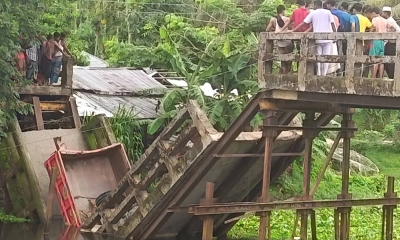 লালমোহনে ব্রিজ ভেঙে খাদে ট্রাক, চালক নিহত