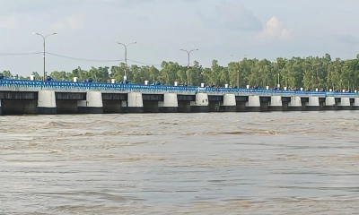 তিস্তার পানি বিপৎসীমার ওপরে, ফের বন্যা আতঙ্ক