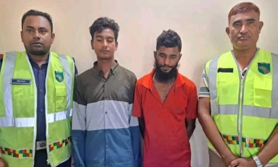 আটক দুজন। ছবি- রূপালী বাংলাদেশ