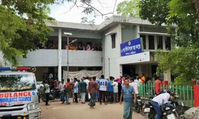 ঢাবি শিক্ষার্থীসহ মা-বোনকে কুপিয়ে হত্যা, গণপিটুনিতে নিহত ঘাতক