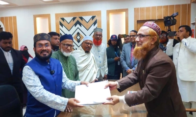 মনোনয়নপত্র দাখিল শেষে হাদি হত্যার বিচার চাইলেন জামায়াত প্রার্থী