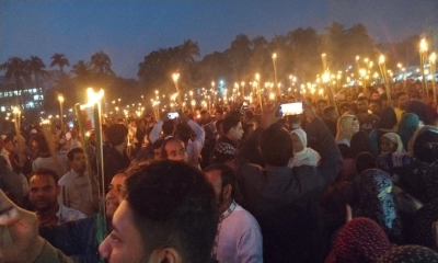 মাদারীপুরে কামাল জামান মোল্লাকে সমর্থকদের মশাল মিছিল। ছবি- রূপালী বাংলাদেশ