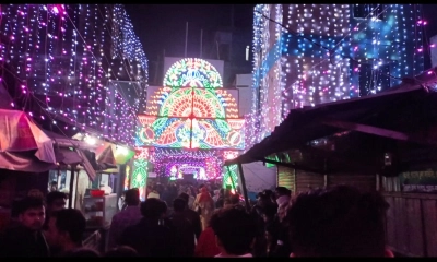 সরস্বতী পূজায় উৎসবের নগরীতে পরিণত হয়েছে মাদারীপুর
