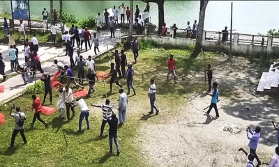 বিএনপির মনোনয়ন প্রত্যাশীদের দুই প্রার্থীর কর্মী-সমর্থকদের মধ্যে ধাওয়া-পাল্টা ধাওয়া।  ছবি - সংগৃহীত