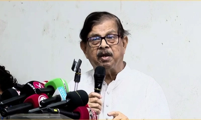 ঢাকা-১৮ আসন থেকে প্রার্থিতা প্রত্যাহার করেছেন মান্না