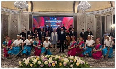 ড. ইউনূসের সম্মানে মালয়েশিয়ার প্রধানমন্ত্রীর মধ্যাহ্নভোজ