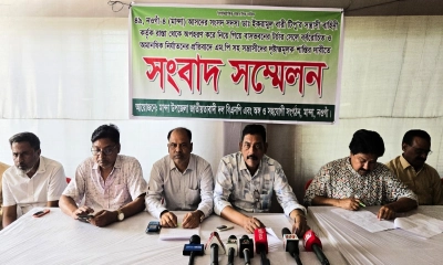 ‘টর্চার সেলে’ নিয়ে নির্যাতনের অভিযোগ, এমপির বিরুদ্ধে নেতাকর্মীদের সংবাদ সম্মেলন