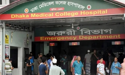যাত্রাবাড়ীতে ট্রাকের ধাক্কায় হোটেল কর্মচারী নিহত