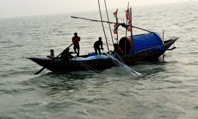 মধ্যরাত থেকে ২২ দিন মেঘনায় মাছ ধরা নিষিদ্ধ করেছে সরকার। ছবি- রূপালী বাংলাদেশ