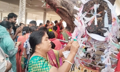 ঐতিহ্যবাহী শুক্লাম্বর দিঘির মেলায় মানুষের মিলনমেলা
