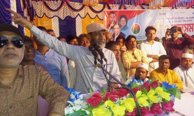 বক্তব্য  দেন ফরিদুল কবীর তালুকদার শামীম। ছবি- রূপালী বাংলাদেশ