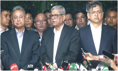 ‘অন্তর্বর্তী সরকারকে এখনই তত্ত্বাবধায়ক সরকারের ভূমিকায় যেতে হবে’