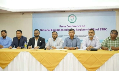 বাজারের ৬০ শতাংশ মোবাইল অবৈধ!