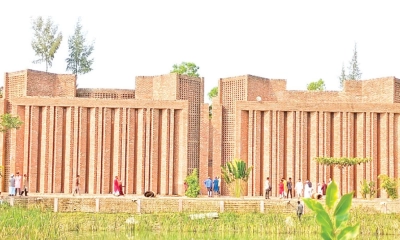 বিস্ময়কর স্থাপত্যকীর্তি শাহ সুজা মসজিদ