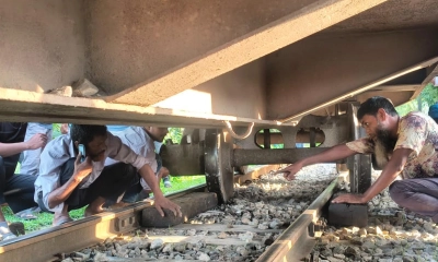 গ্যাংকারের চাকা লাইনচ্যুত, ময়মনসিংহ-ঝারিয়া-মোহনগঞ্জ রেল যোগাযোগ বন্ধ