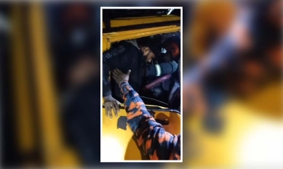 কাভার্ড ভ্যান-ট্রাক সংঘর্ষ, যেভাবে উদ্ধার হলেন চালক-হেলপার